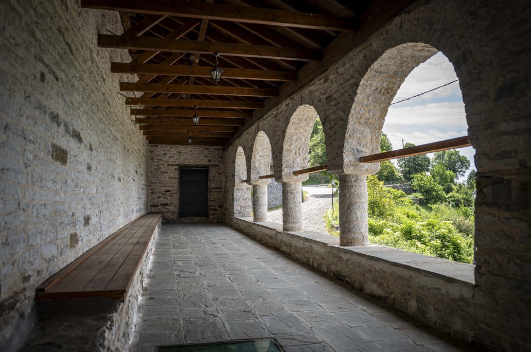 Zagorochoria Sightseeing Tour